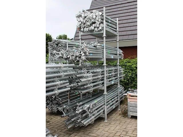 Steigermaterialen rix in 25 stapelbare bokken, 4 bakken en op 2 pallets - afbeelding 12 van  13