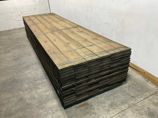 Steigerplank geïmpregneerd vurenhout - 400x19x2,9 cm (96x) - afbeelding 1 van  5