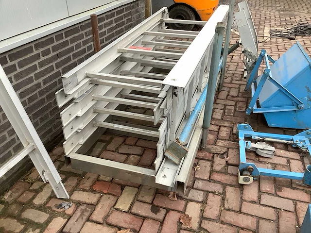 Steinweg toplift bouwlift - afbeelding 4 van  13