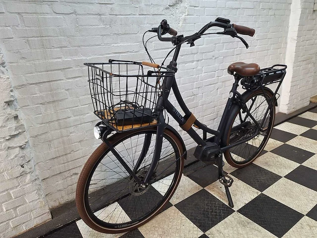 Stella dolce superior shimano elektrische transportfiets - afbeelding 2 van  7