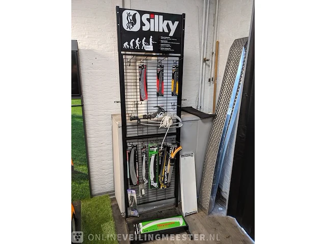 Stelling met diverse zagen silky - afbeelding 1 van  14