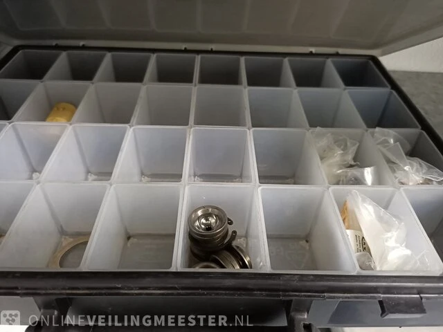 Stelling met inhoud - afbeelding 5 van  16