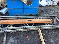 Stelling met liggers. - afbeelding 2 van  2