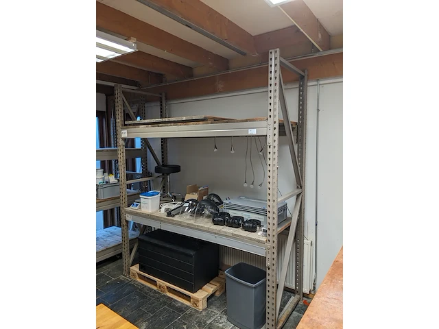 Stellingmateriaal | locatie roden - afbeelding 2 van  9