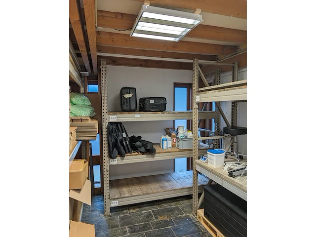 Stellingmateriaal | locatie roden - afbeelding 3 van  9