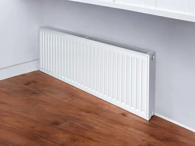 Stelrad compact all in radiator 240x40 cm type 22 - afbeelding 2 van  5
