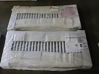Stelrad radiator - 80x40cm | type novello | 6-connections - 90x40cm | nieuw in verpakking - afbeelding 1 van  4