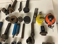 Stempels en holpijpen ten behoeve van zeilmakerij - afbeelding 2 van  6