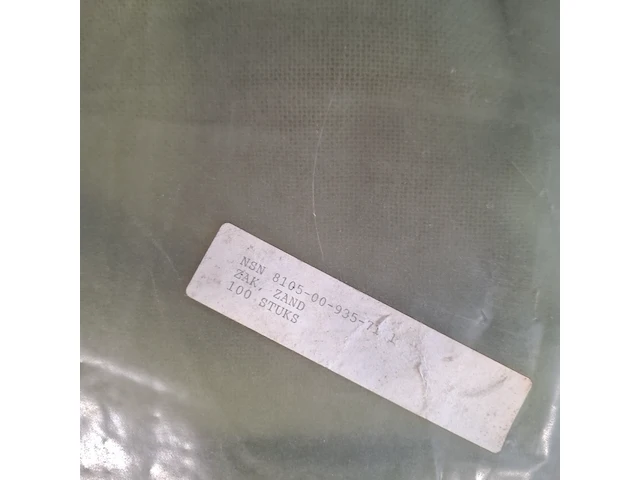 Stencil snijmachine en partij zandzakken, o.a diagraph - afbeelding 8 van  8
