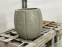 Stenen bloembak - afbeelding 2 van  7