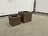 Stenen bloembakken (16x) - afbeelding 2 van  7