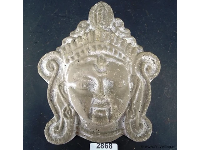 Stenen boeddha hoofd - afbeelding 1 van  5
