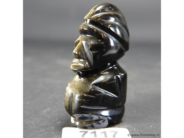 Stenen buste - afbeelding 1 van  3