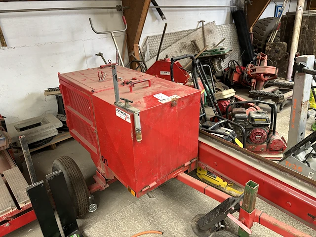Stenen schoonmaak machine - afbeelding 1 van  6