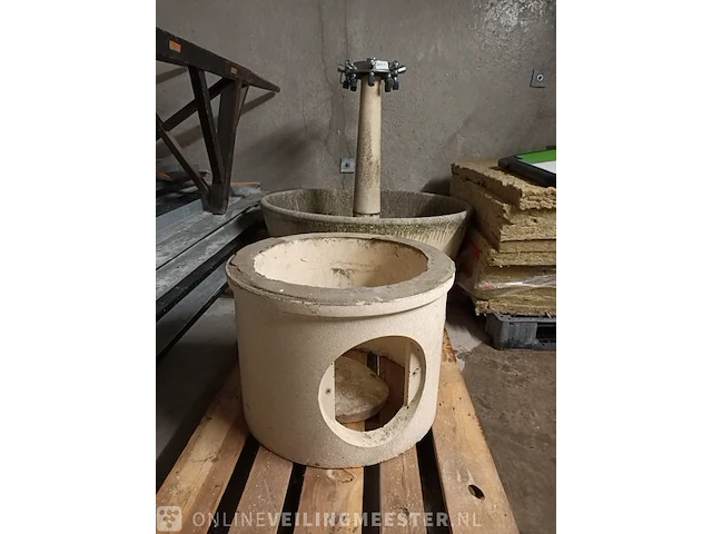 Stenen spoelbak met 8x kraan - afbeelding 6 van  6