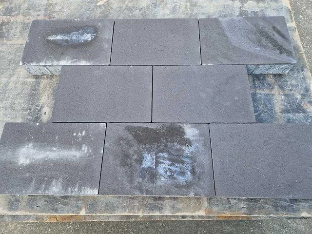 Stenen van beton voor de tuin (ca. 24m²) - afbeelding 2 van  2
