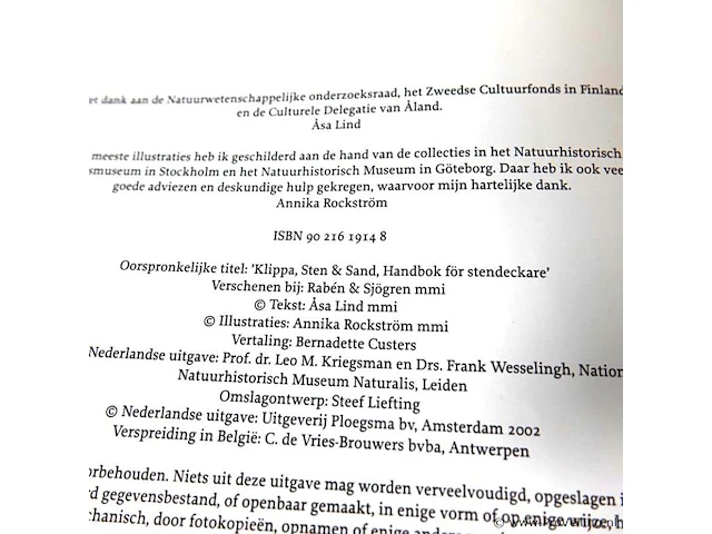 Stenen, vulkanen, fossielen - afbeelding 2 van  5
