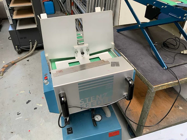 Stenz feeder 400 enveloppen feeder - afbeelding 4 van  6