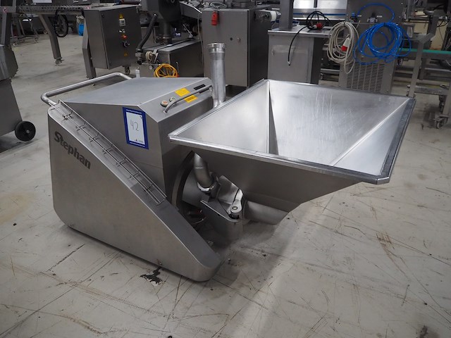 Stephan - afbeelding 1 van  14