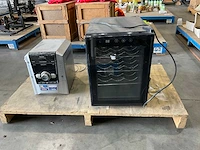 Stereo en wijnkoeler - afbeelding 2 van  6