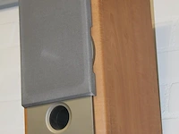 Stereotoren akai 27 x 24 x 38 cm met twee boxen sony en afstandsbediening. - afbeelding 2 van  2