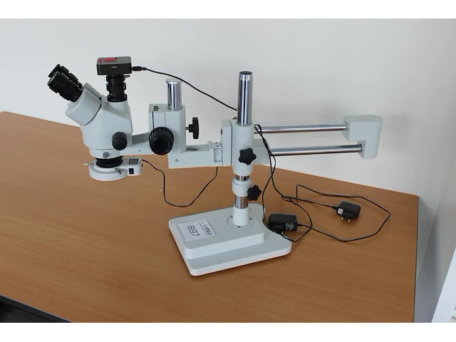 Stereozoom microscoop op zware statiefarm voorzien van digitale hdmi/usb camera met led verlichting - afbeelding 2 van  2