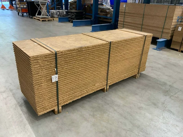 Sterling osb plaat 2050x625x25mm (28x) - afbeelding 1 van  7