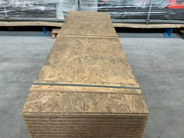 Sterling osb plaat 2050x625x25mm (28x) - afbeelding 6 van  7