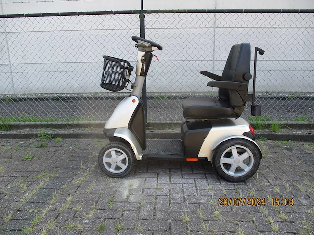 Sterling trophy - scootmobiel - scooter - afbeelding 1 van  9