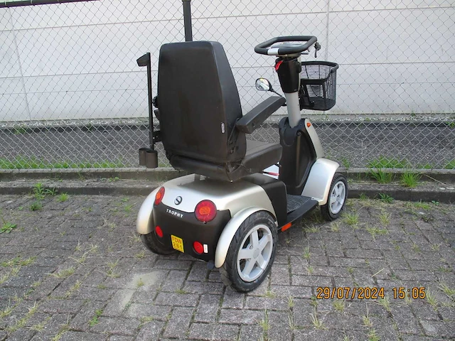 Sterling trophy - scootmobiel - scooter - afbeelding 6 van  9