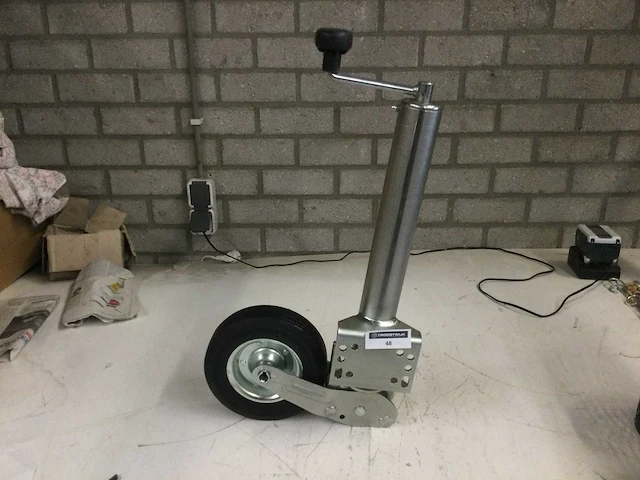 Steunwiel aanhangwagen. - afbeelding 1 van  1