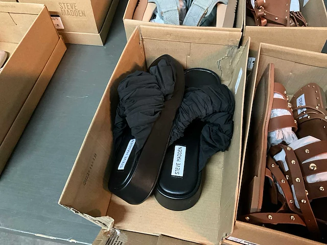 Steve madden damesschoenen (maat 39) (5x) - afbeelding 3 van  7