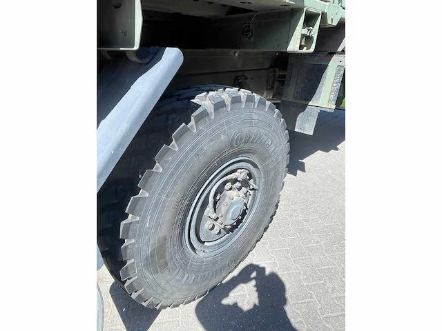 Steward stevenson - m1078 a1 4x4 automaat - vrachtwagen - afbeelding 9 van  35