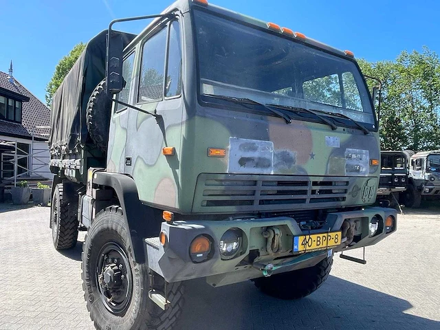 Steward stevenson - m1078 a1 4x4 automaat - vrachtwagen - afbeelding 12 van  35
