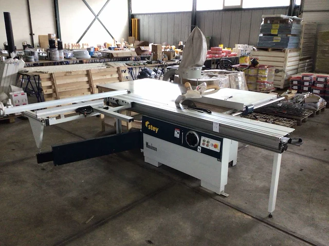 Stey d300m formaatcirkelzaagmachine met afzuiginstallatie - afbeelding 1 van  10