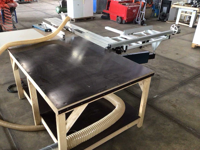 Stey d300m formaatcirkelzaagmachine met afzuiginstallatie - afbeelding 6 van  10