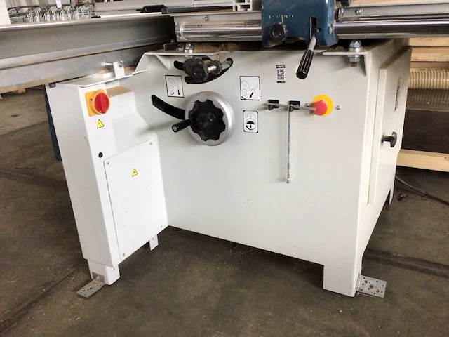 Stey d300m formaatcirkelzaagmachine met afzuiginstallatie - afbeelding 8 van  10