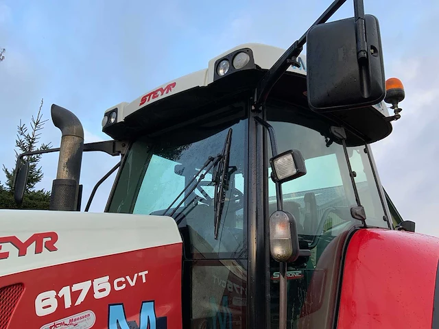 Steyer - 6175 - vierwielaangedreven landbouwtractor - afbeelding 8 van  30