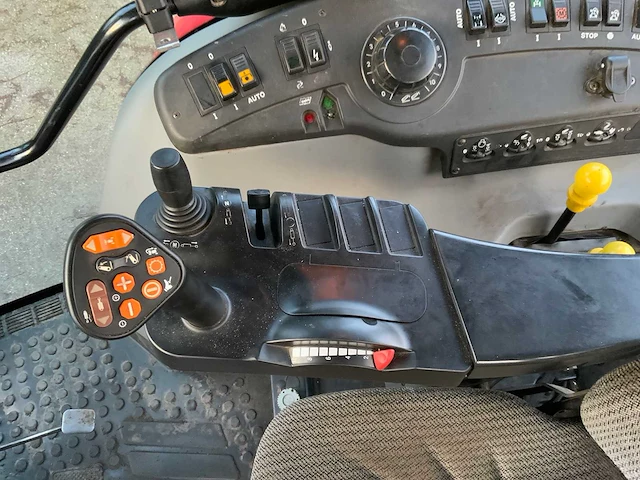 Steyer - 6175 - vierwielaangedreven landbouwtractor - afbeelding 15 van  30