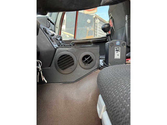 Steyr - 13s26 4x4 - vrachtwagen expeditie truck - afbeelding 14 van  34