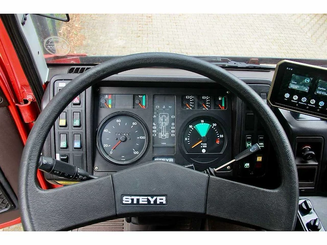 Steyr - vrachtwagen - afbeelding 26 van  46