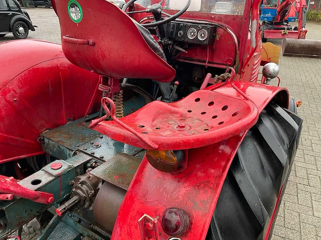 Steyr 180 kikker oldtimer tractor - afbeelding 6 van  14