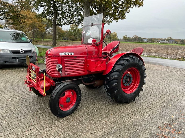 Steyr 180 kikker oldtimer tractor - afbeelding 1 van  14