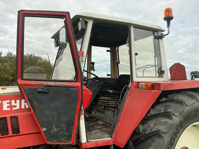 Steyr 8120 - afbeelding 14 van  30