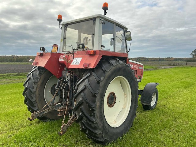 Steyr 8120 - afbeelding 29 van  30