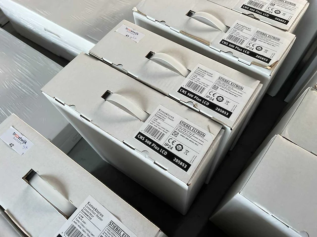 Stiebel eltron - cns 500 plus lcd - elektrische convector kachel (2x) - afbeelding 1 van  3