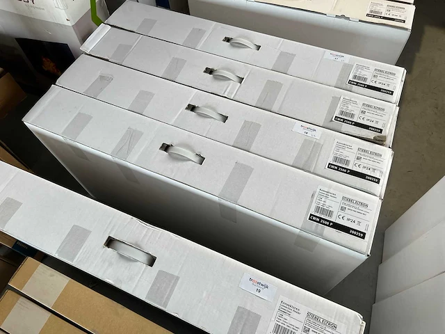 Stiebel eltron - cwm 2500 p - elektrische convector kachel (2x) - afbeelding 1 van  4