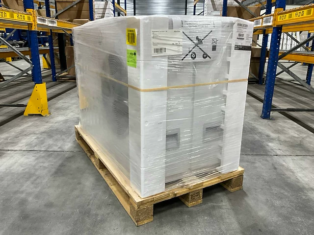 Stiebel eltron wpl 15acs warmtepomp buitendeel monoblock 15kw - afbeelding 2 van  9