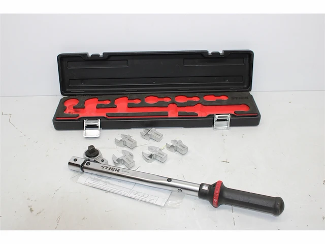 Stier momentsleutel multi+ met clip-on gereedschap, 7-delig, 40 - 200 nm, vierkantaandrijving - afbeelding 2 van  3