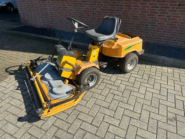 Stiga - park - zitmaaier - afbeelding 1 van  6